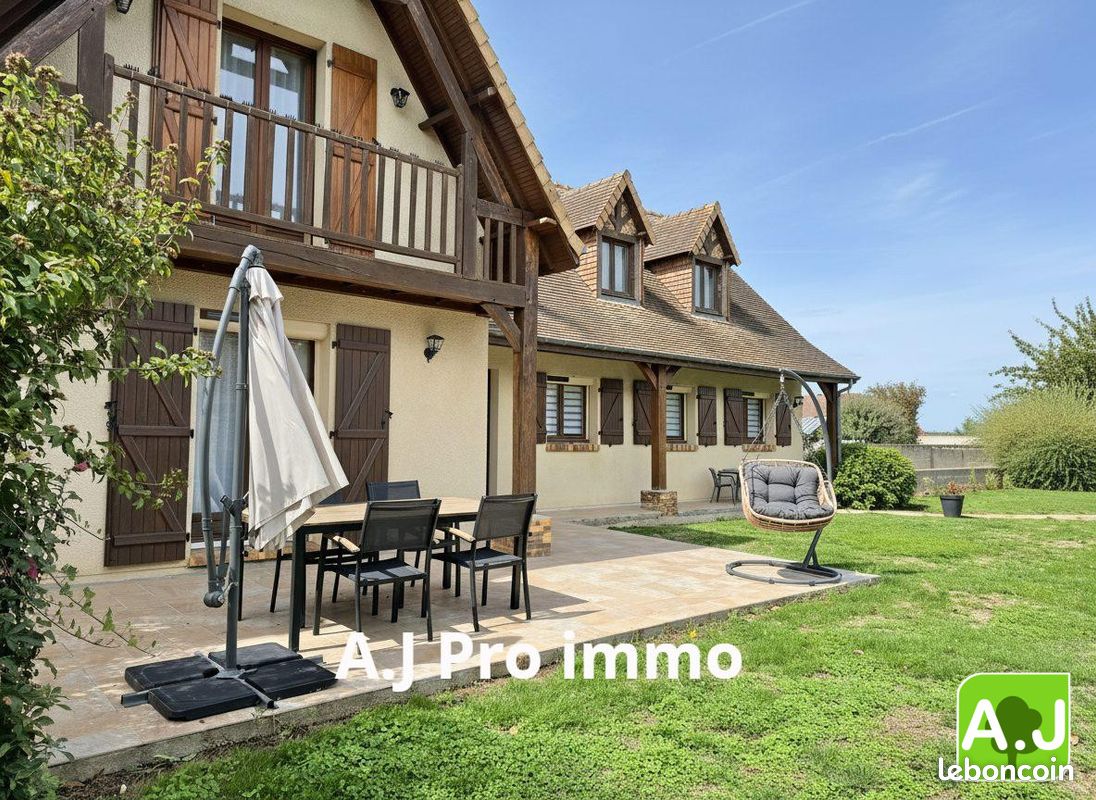Maison 7 pièces 184 m² · au Val-David · 184 m² · 339 000 €