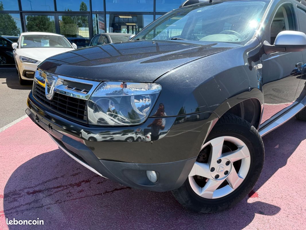 DACIA DUSTER Laureate 4x4 DCI 110 ch (image 2)