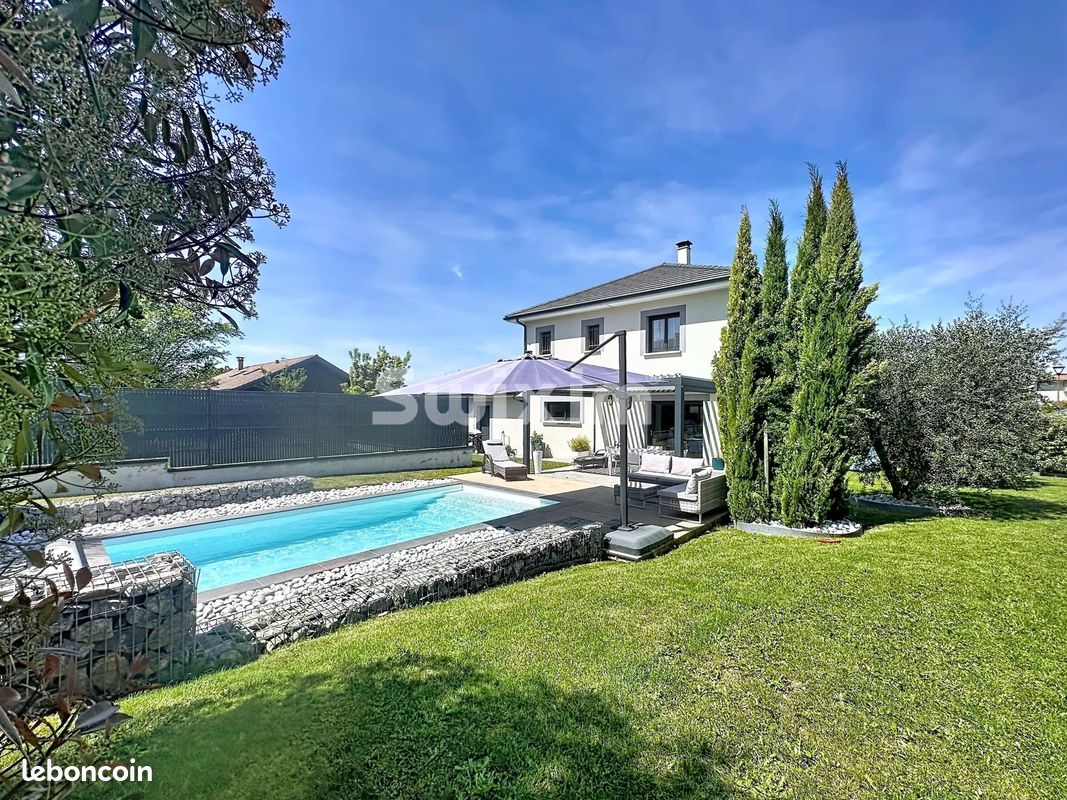 Maison 4 pièces 127 m² · à Brenthonne · 127 m² · 759 000 €