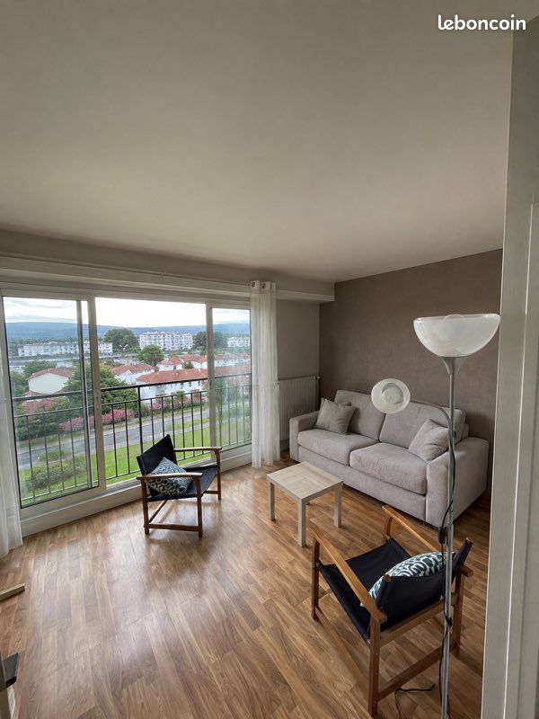 Appartement 1 pièce 28 m² · à Billère · 28 m² · 490 €