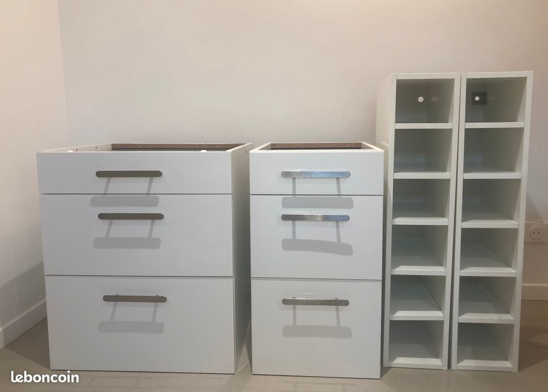 URGENT / Beaux meubles de cuisine ikea (image 1)