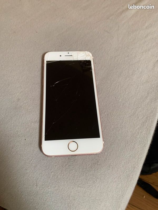 Iphone 6s rose casser (image 1)