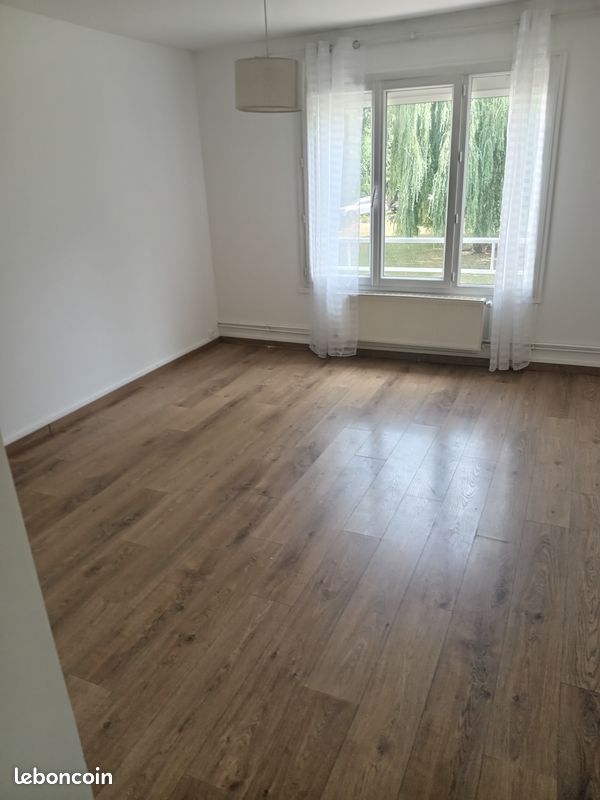Appartement 4 pièces 68 m² · à Bougival · 68 m² · 1 380 €