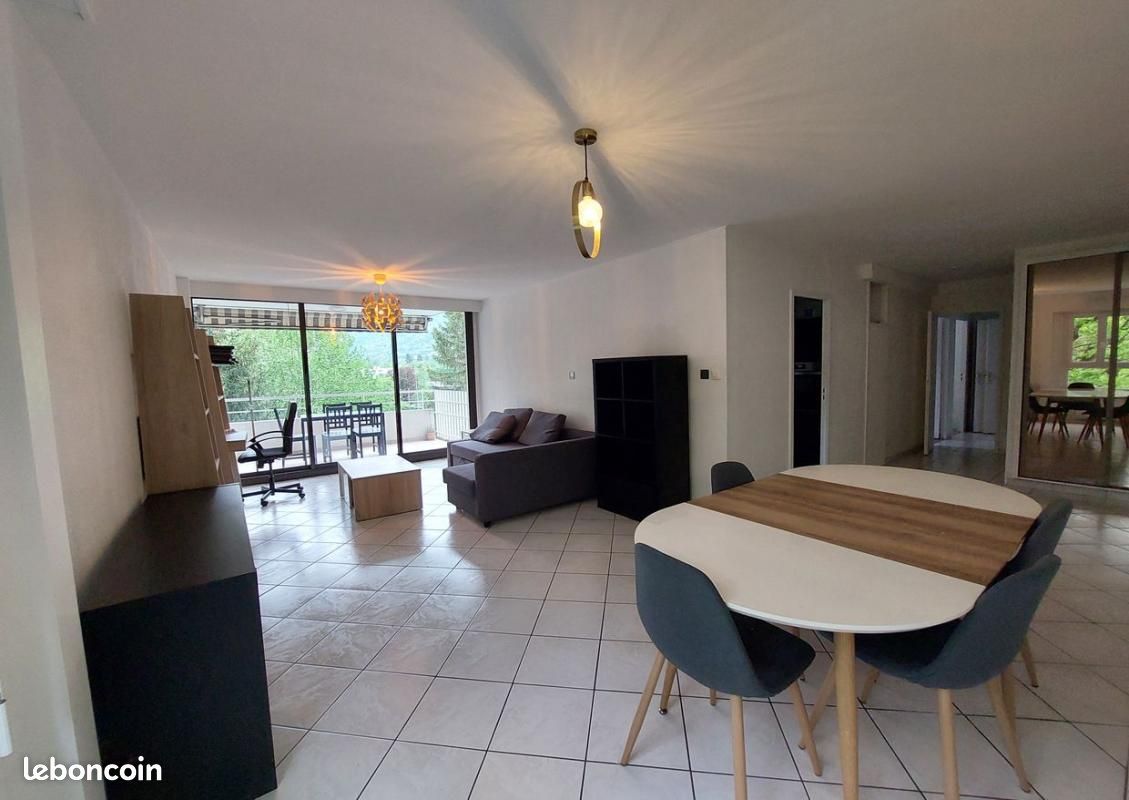 Appartement 4 pièces 77 m² · à Meylan · 77 m² · 1 072 €/mois