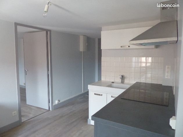 Appartement a louer lons-le-saunier - 1 pièce(s) - 36 m2 - Surfyn