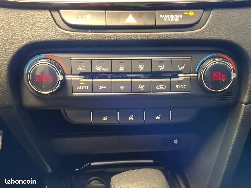 Kia CEED 1.5 T-GDi 140 ch DCT7 GT-line (image 28)