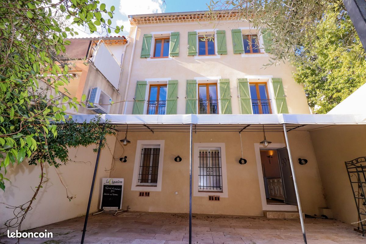 Maison 7 pièces 200 m² · à Flayosc · 200 m² · 399 000 €