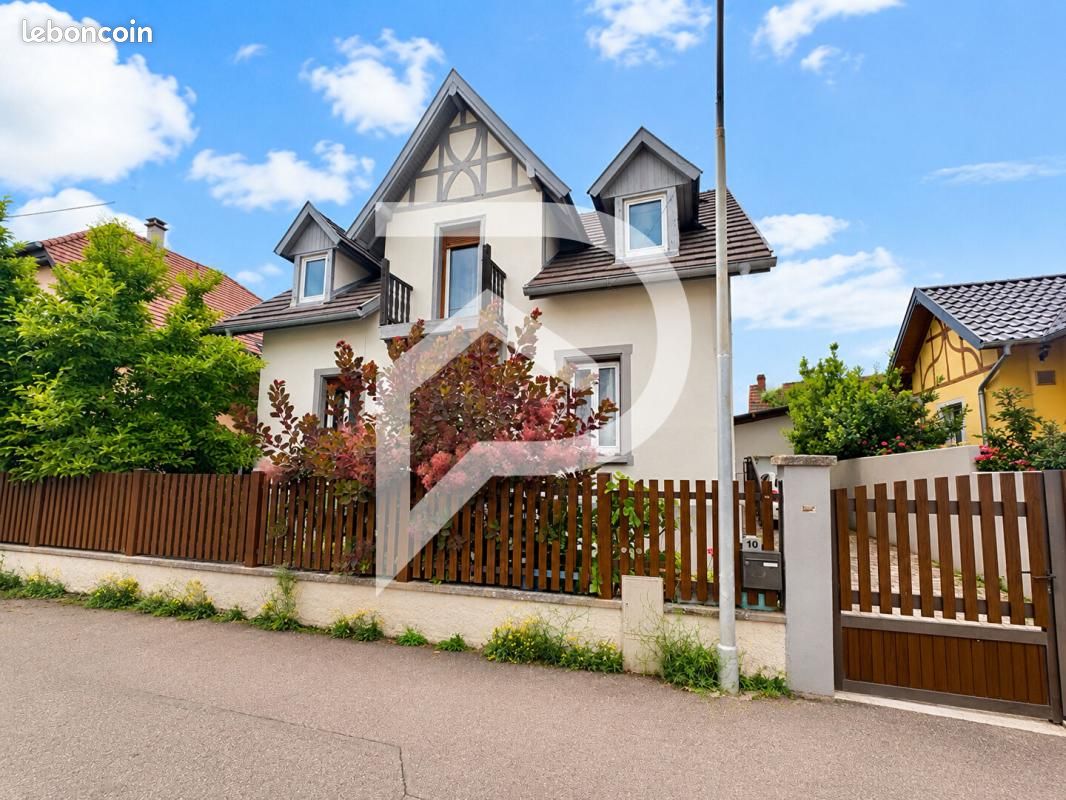 Maison 6 pièces 125 m² · à Wintzenheim · 125 m² · 376 000 €
