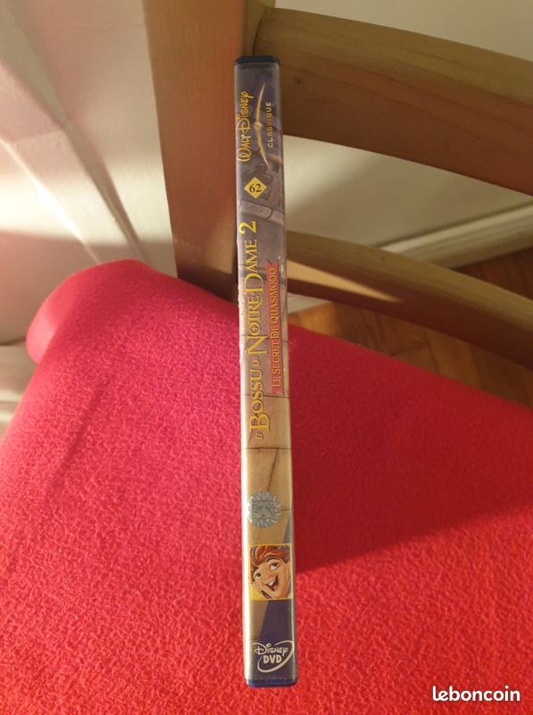 Dvd disney le bossu de notre dame 2 (image 3)