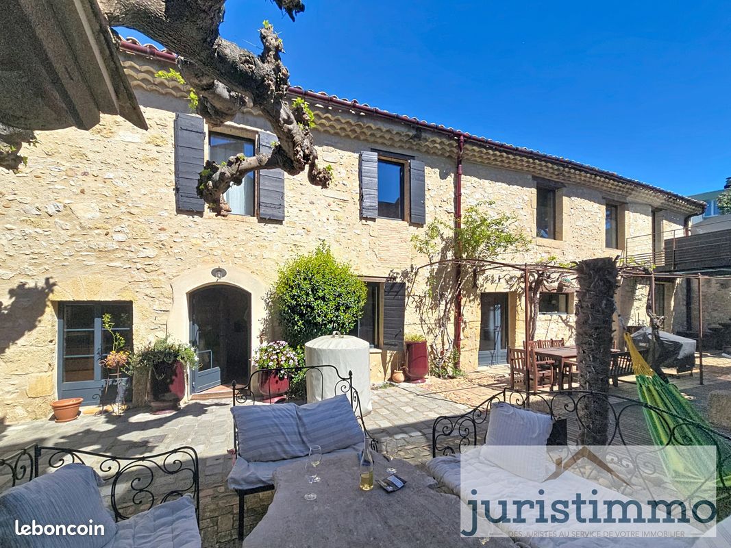 Maison 7 pièces 196 m² · à Roquemaure · 196 m² · 455 000 €