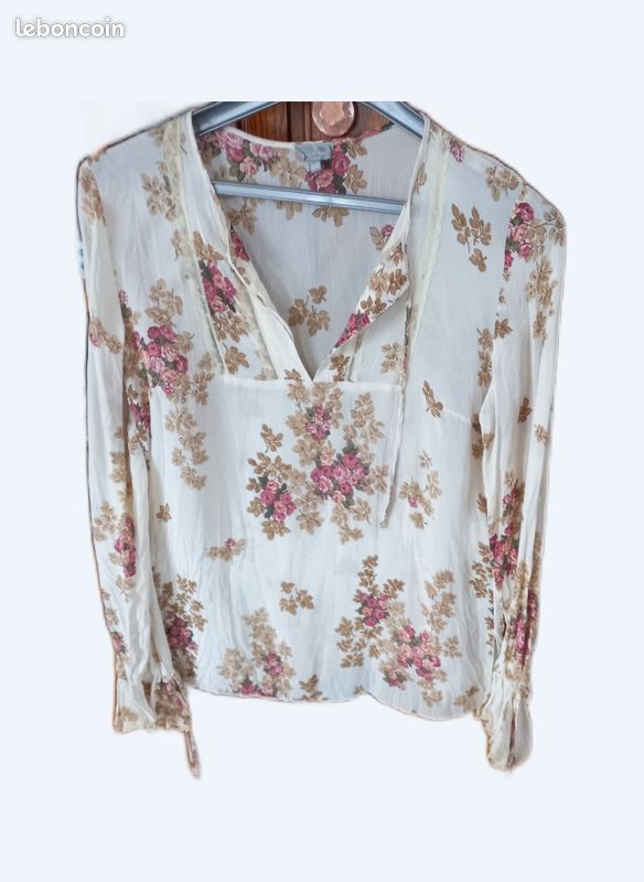 Tunique toute neuve de taille 38 /40 de couleur beige avec des fleurs (image 1)