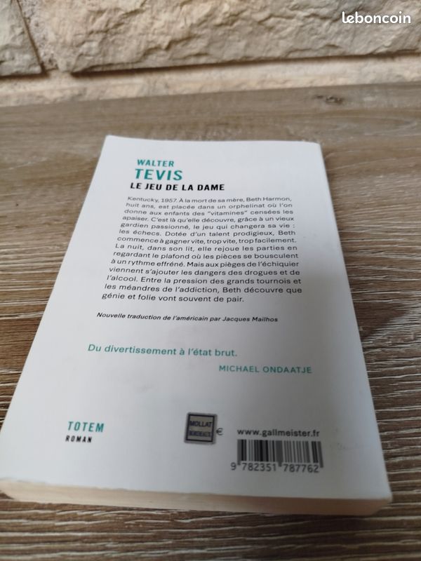 Livre le jeu de la dame de Walter Tevis (image 3)