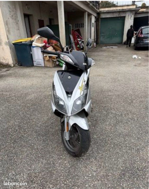 Scooter sym jet sport xr 50cc (image 1)