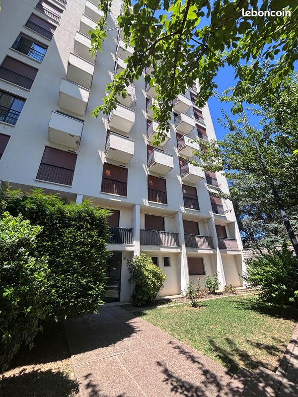 Appartement 2 pièces 43 m² · à Besançon · 43 m² · 132 000 €