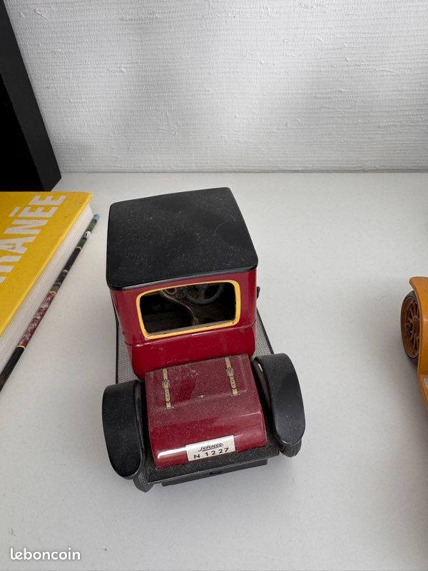 Voiture de collection (image 3)