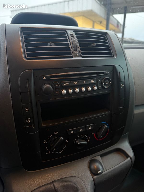 Peugeot EXPERT 2.0hdi 120 2eme main (image 8)