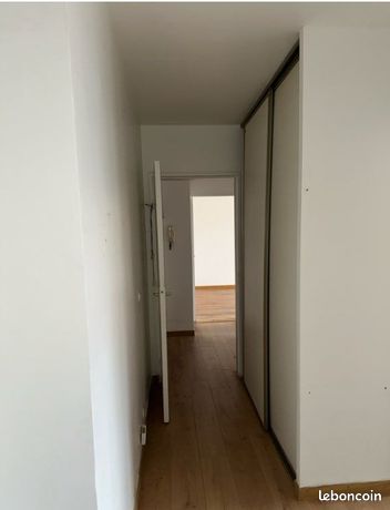 Appartement 3 pièce(s) 61 m²à louer Evry