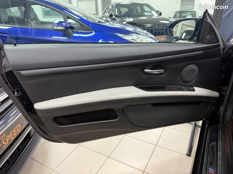 Bmw M3 COUPE E92 M3 420CH BLACK EDITION - ORIGINE FRANCE - SUIVI COMPLET BMW - (image 4)