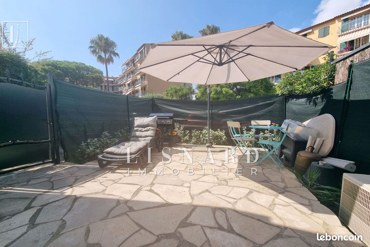 Appartement 1 pièce 28 m² · à Vallauris · 28 m² · 143 000 €