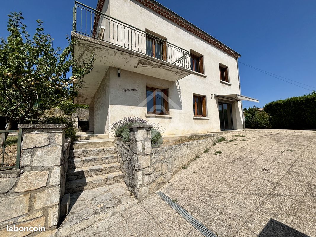Maison 6 pièces 148 m² · à La Voulte-sur-Rhône · 148 m² · 229 000 €