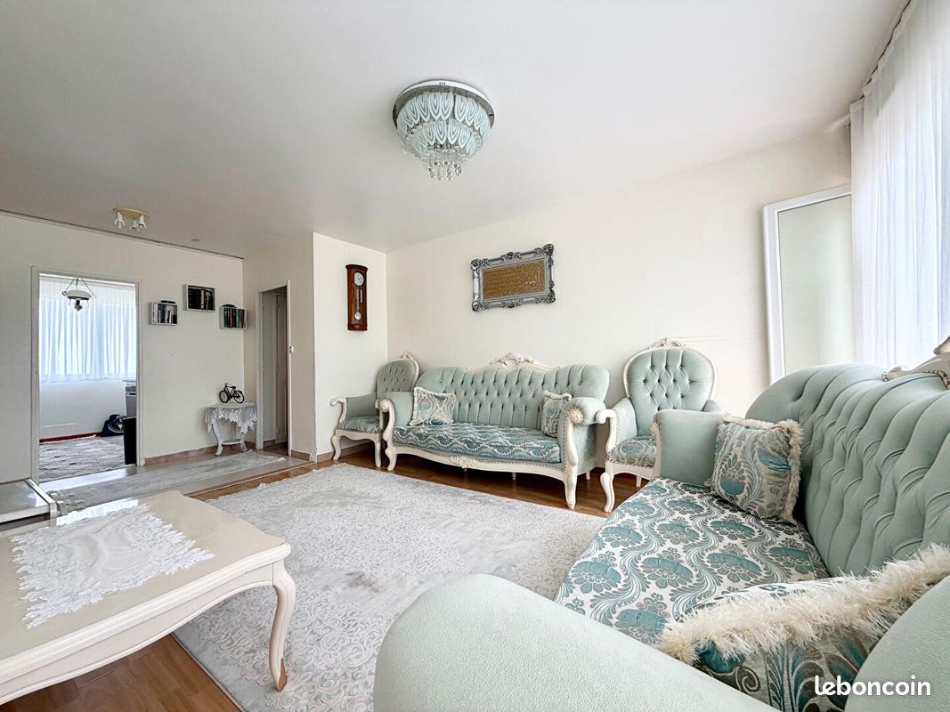 Appartement 4 pièces 69 m² · à Évreux · 69 m² · 71 000 €