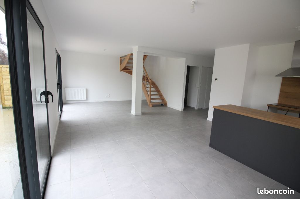 Maison 5 pièces 109 m² · à Orgères · 109 m² · 1 100 €/mois