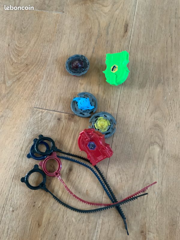 Lot toupies Beyblade (image 3)