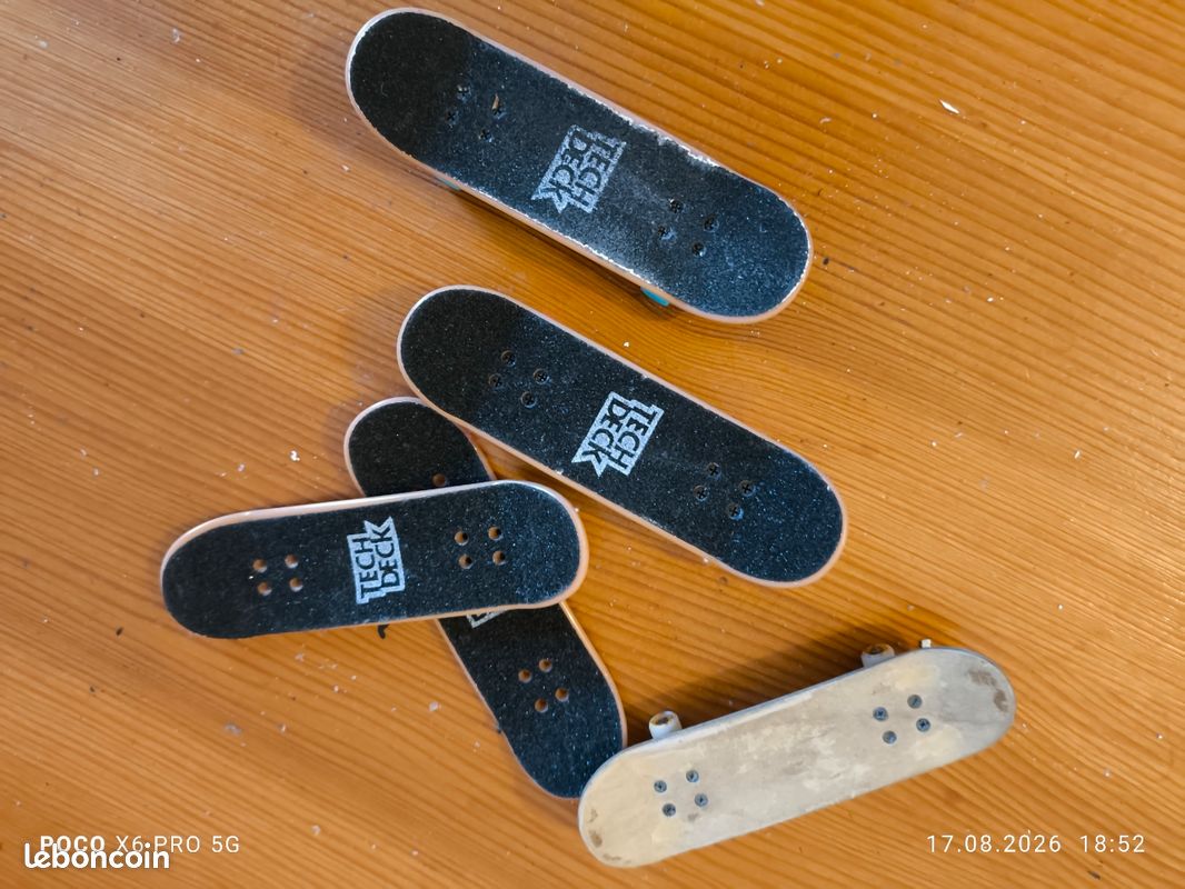 Collection de planches à roulettes
collecte de planches à roulettes (image 1)