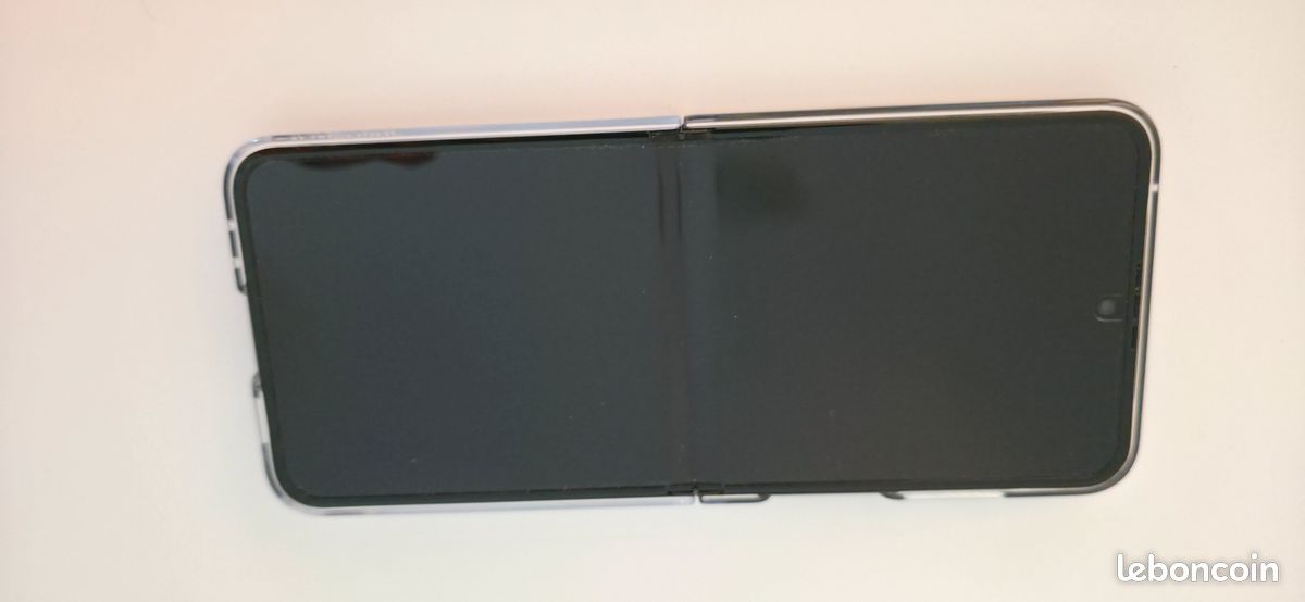 Samsung Z Flip 5 - Bleu - 512gb (image 1)