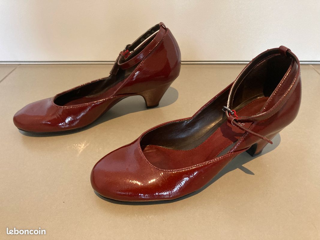 Escarpins Aerosoles cuir rouge (pointure 38) Chaussures