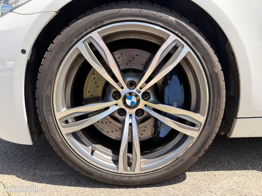 BMW M5 4.4 V8 560ch MOTORSPORT / FULL OPTIONS / EXTENSION DE GARANTIE 12 MOIS OFFERTE (image 28)
