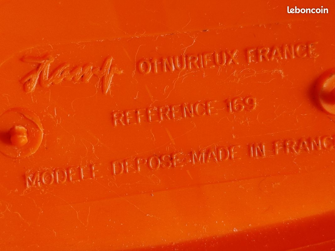 Tabouret plastique année 68 France (image 4)