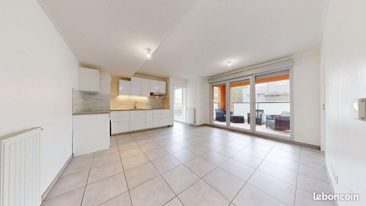 Appartement 3 pièces 51 m² · à Vénissieux · 51 m² · 870 €/mois