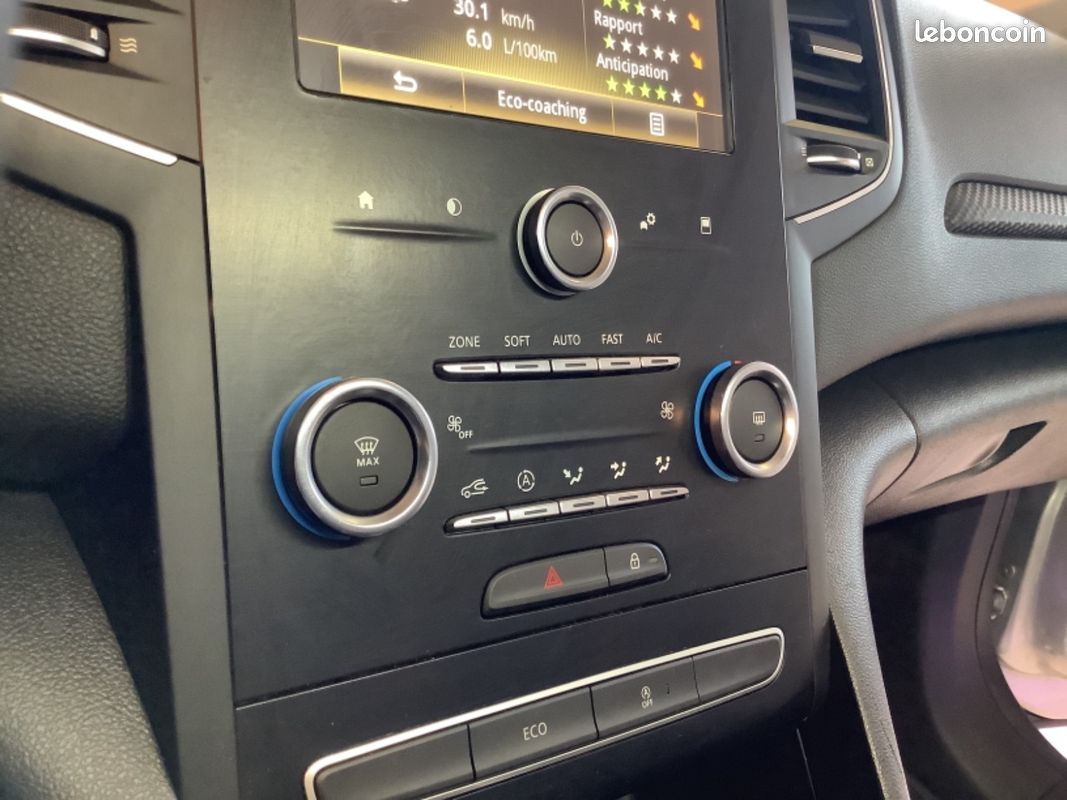 Renault megane iv societe blue dci 115 air 2p (image 24)