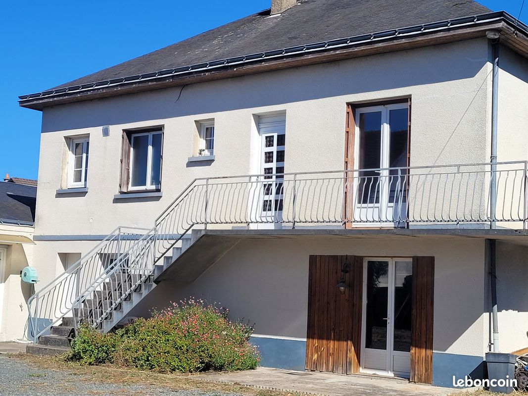 Maison 8 pièces 208 m² · à Montlouis-sur-Loire · 208 m² · 419 000 €