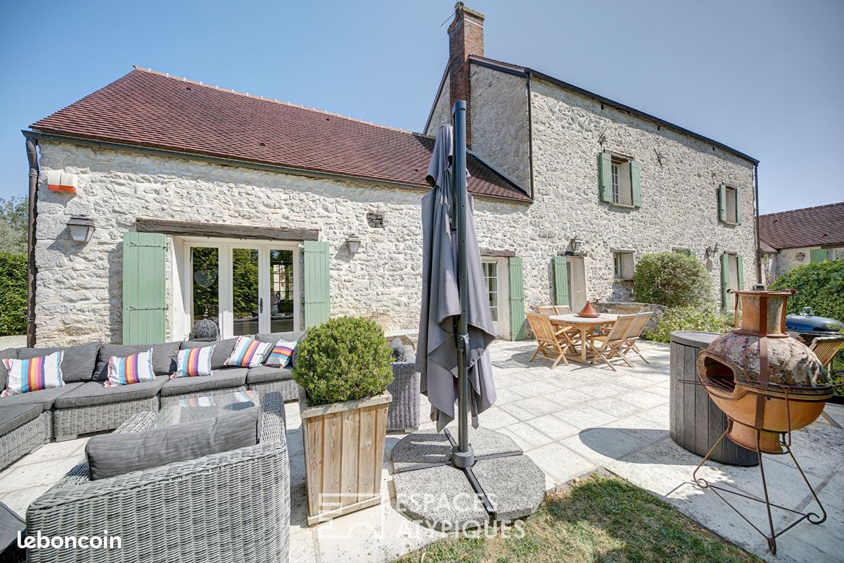 Maison 8 pièces 336 m² · à Thiverval-Grignon · 336 m² · 1 450 000 €