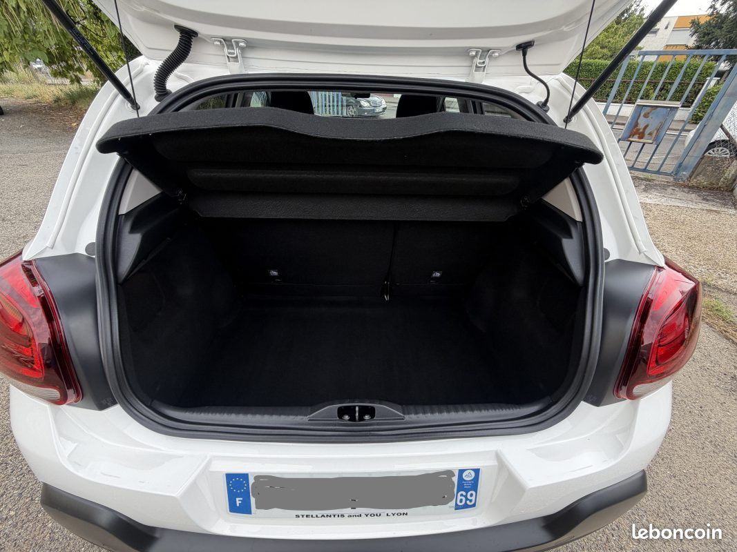 Citroen c3 1.2 pure tech 83 bvm shine 2023 (image 18)