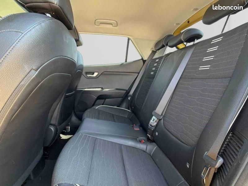 Kia Stonic 1.0 T-GDi 120ch MHEV GT Line DCT7 (image 14)