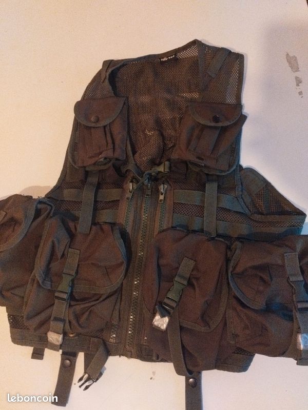 Gilet de combat (image 1)