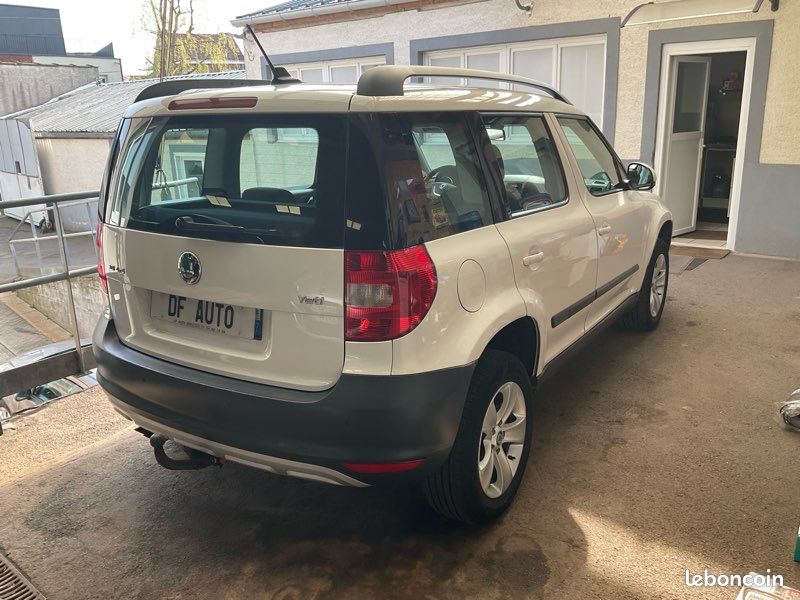 SKODA YÉTI 4x4 2.0L TDI 4 DRIVE (image 5)