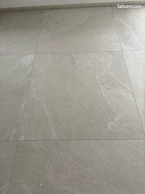 Carrelage 120cm x 120cm (image 1)