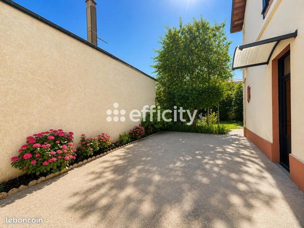 Maison 5 pièces 122 m² — 13