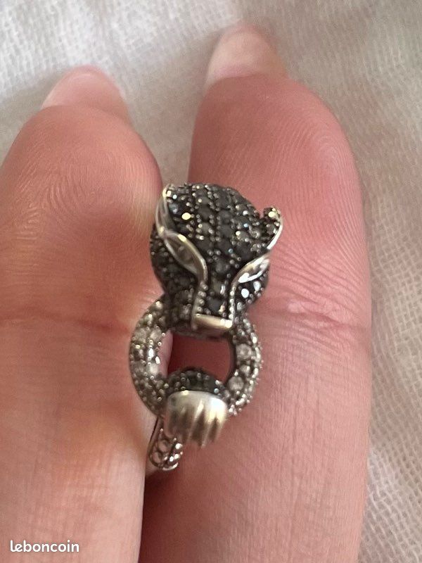 Bague tête panthère en diamants noirs et blancs Montres Bijoux