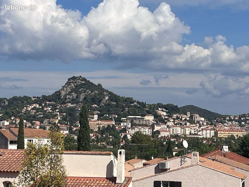 Appartement 2 pièces 50 m² · à Hyères · 50 m² · 225 000 €