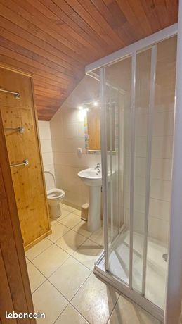 Chalet familial 8 pièces - Proche centre village - Fort potentiel - Sous-sol complet à Samoëns (74330) — 24