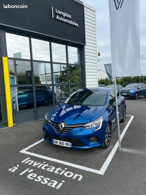 Renault clio 1.0 tce 90ch techno (image 1)