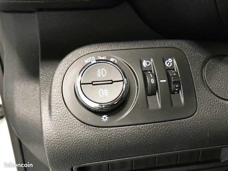 Opel Combo L1H1 1.5D 102 PACK CLIM 950KG 12490HT (image 16)
