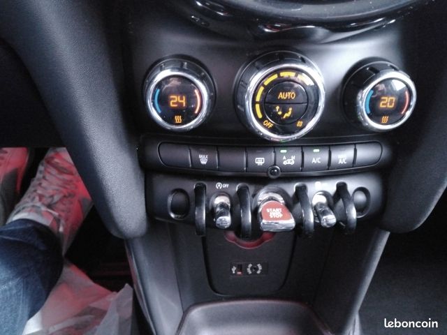 Mini MINI COOPER D 116CH (image 11)