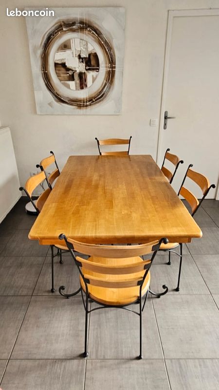 Table et chaises (image 2)