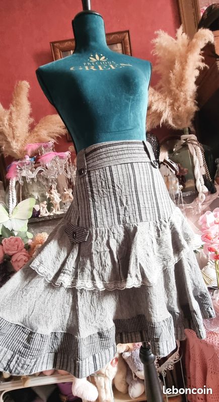 🩶Jupe volantée DES FILLES A LA VANILLE Vêtements